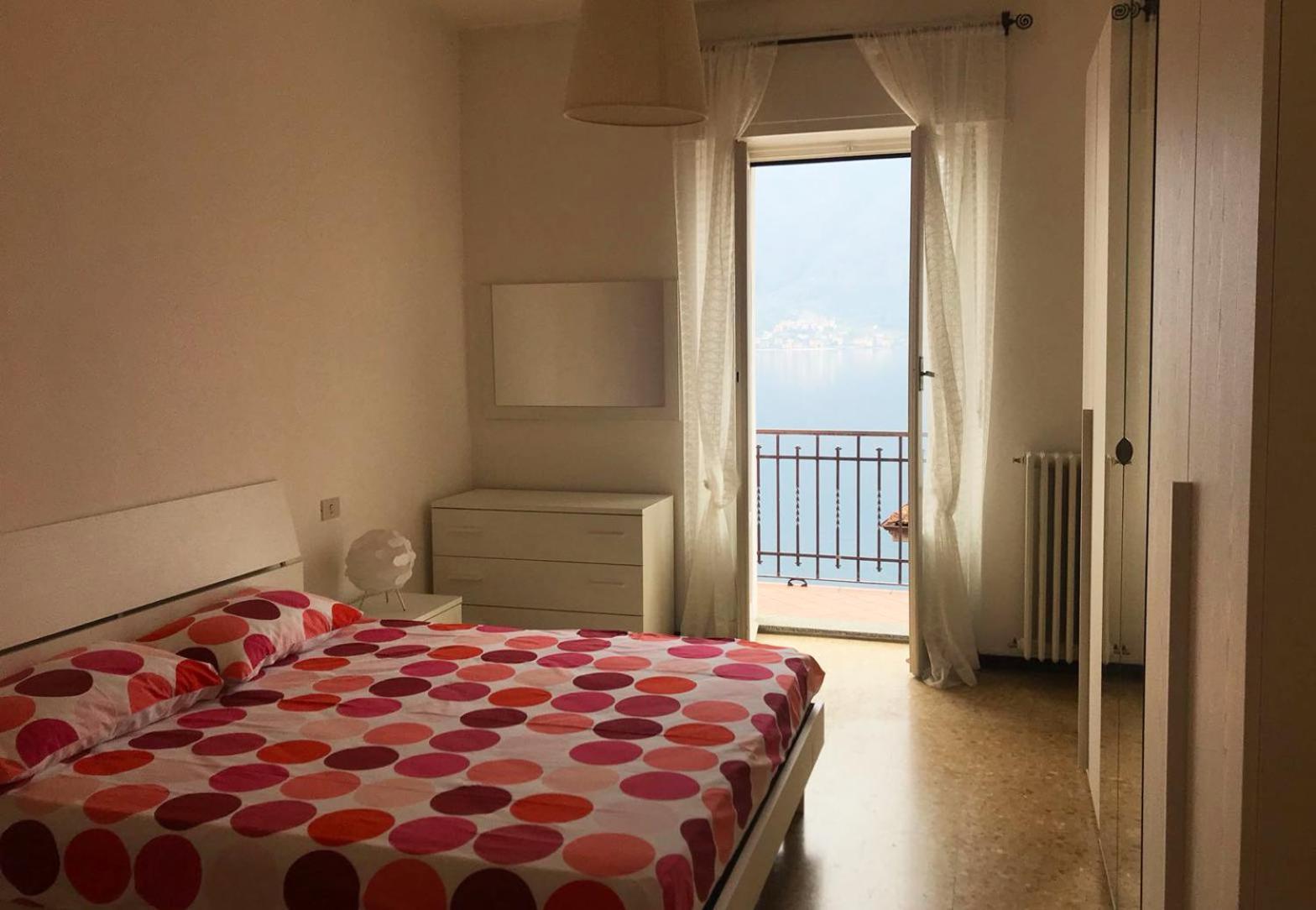 The Romantic Village House - Apartments With Lake View Colonno Екстер'єр фото